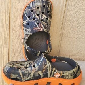 Juniors size 3 Camo Crocs